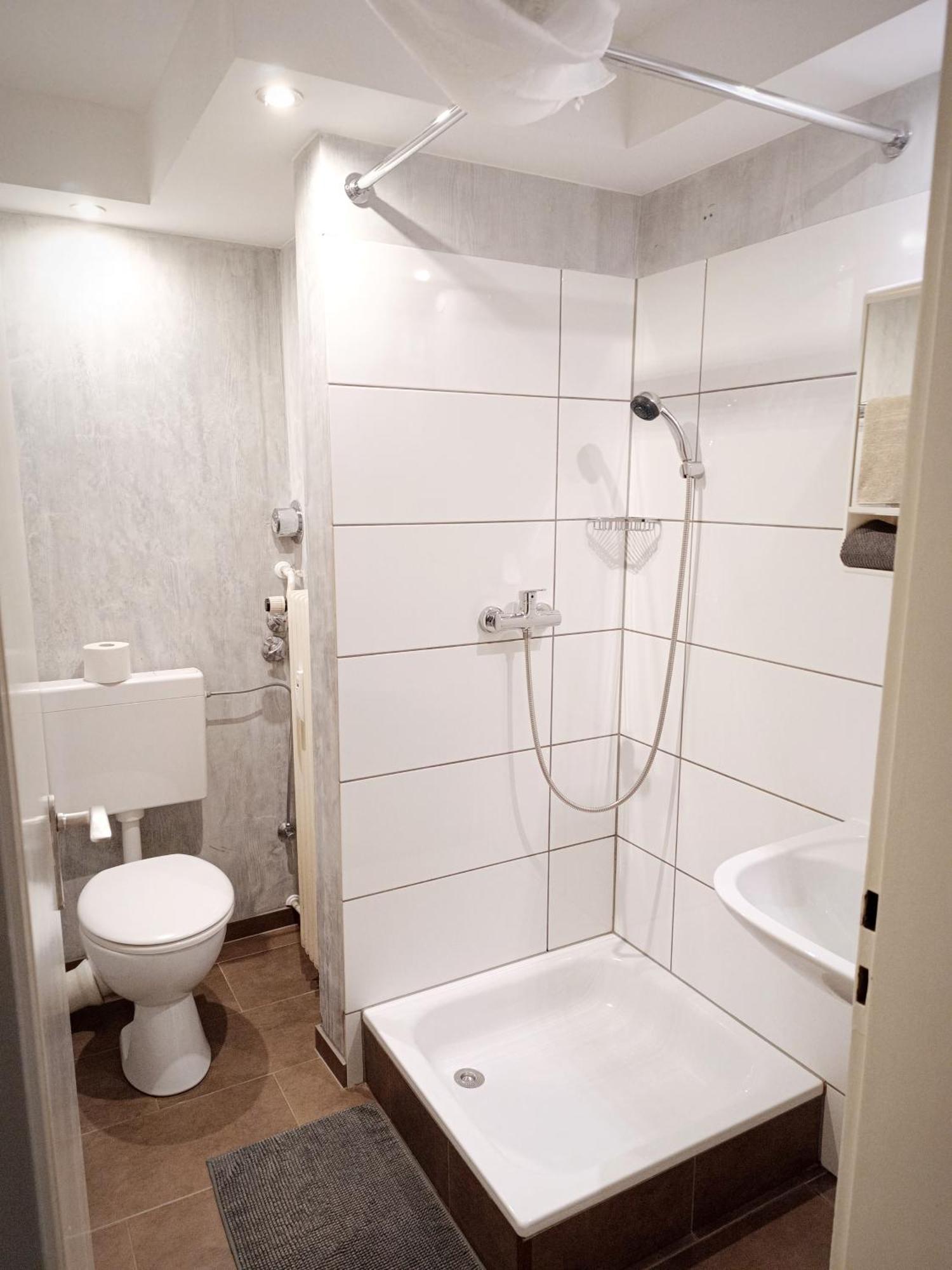 Apartment Am Bach Augsburg Zewnętrze zdjęcie